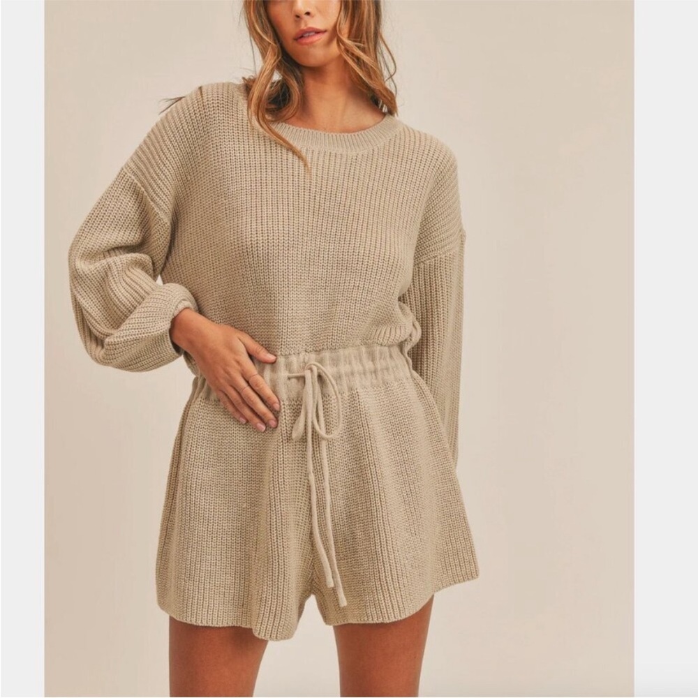 Mabel Tan Cozy Neutral Knit Romper Bubble Sleeve Size Small/Medium NWT